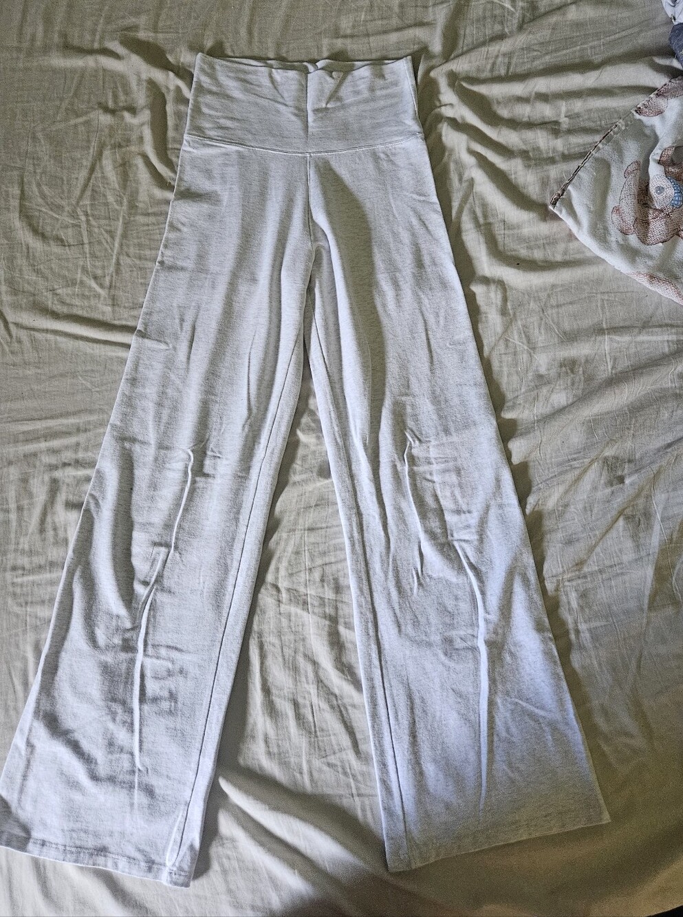 Brandy Melville Light Grey Priscilla Pants - Picture 2 of 3